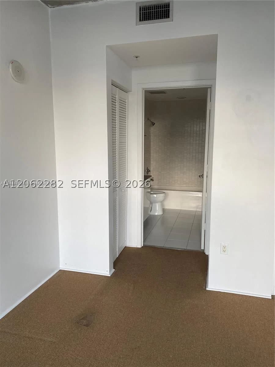 1-bedroom Condo — 3470 Coast Ave #H0404, Miami, FL 33137