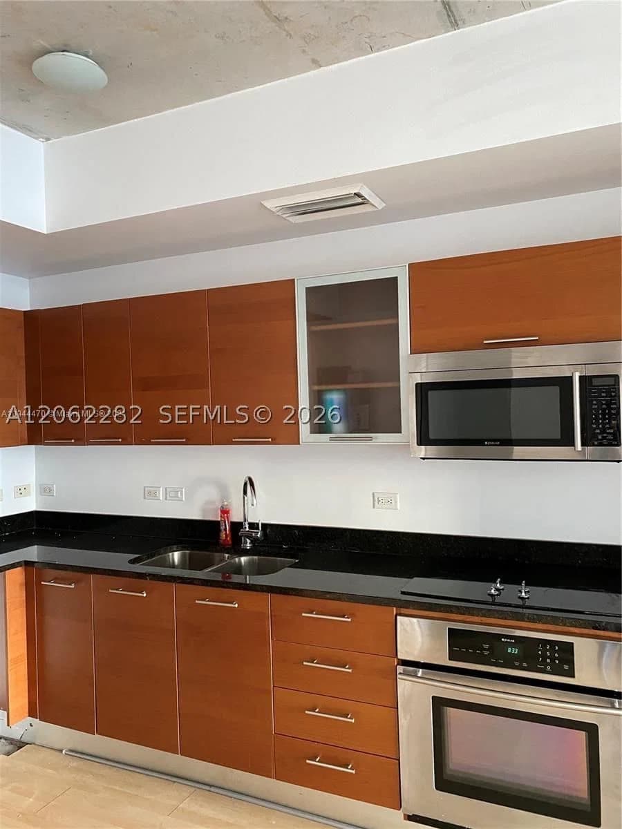 1-bedroom Condo — 3470 Coast Ave #H0404, Miami, FL 33137