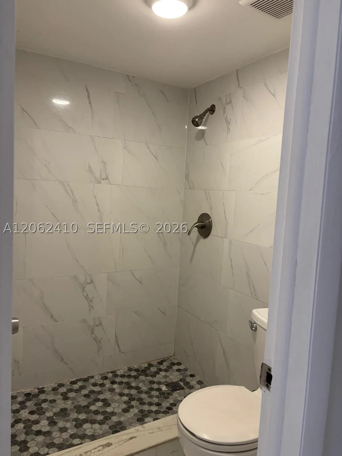 2-bedroom Condo — 19851 114th Ave #207, Miami, FL 33157