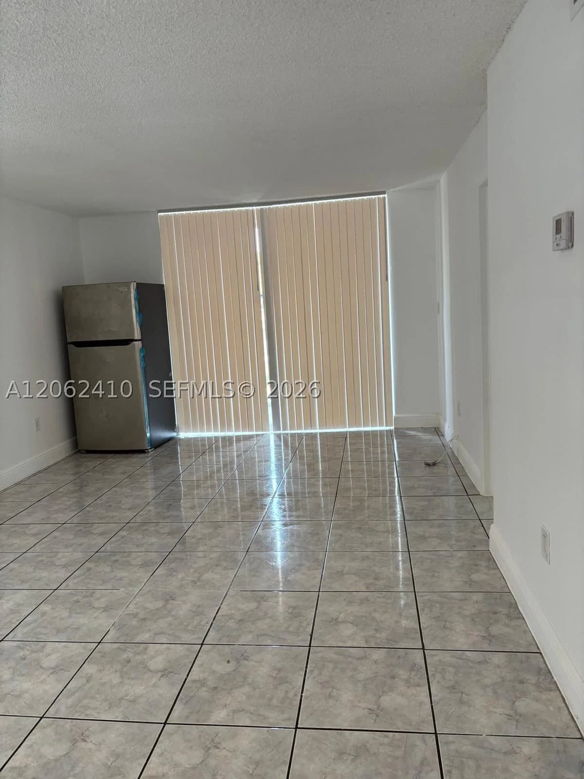 2-bedroom Condo — 19851 114th Ave #207, Miami, FL 33157