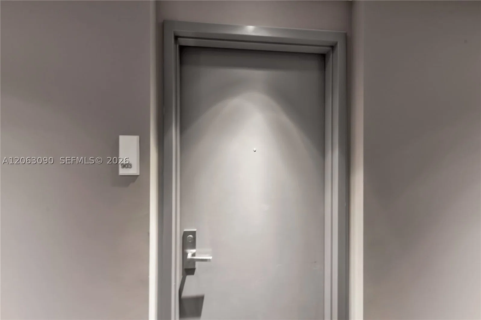 1-bedroom Condo — 1300 Brickell Bay Dr #903, Miami, FL 33131