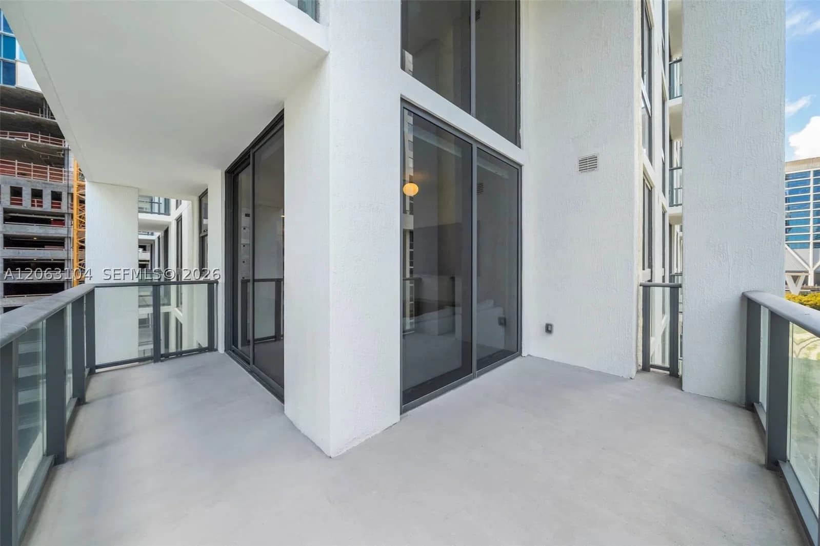 2-bedroom Condo — 11 6 Street #709, Miami, FL 33132