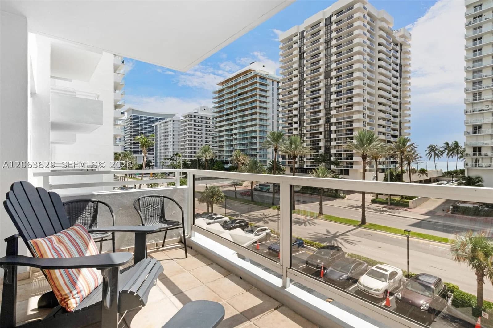 2-bedroom Condo — 5700 Collins Ave #4C, Miami Beach, FL 33140
