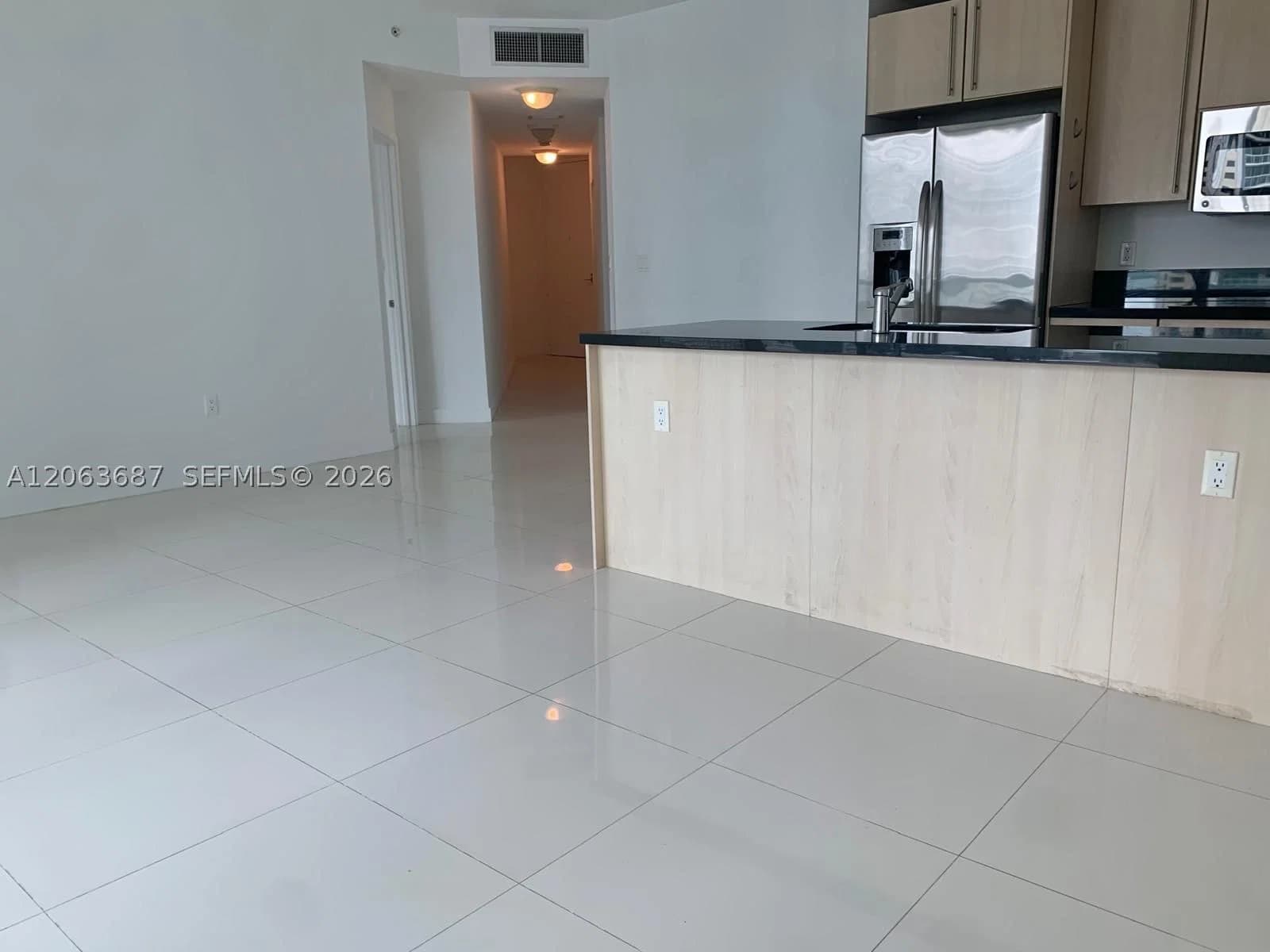 2-bedroom Condo — 79 12 ST #1707, Miami, FL 33130
