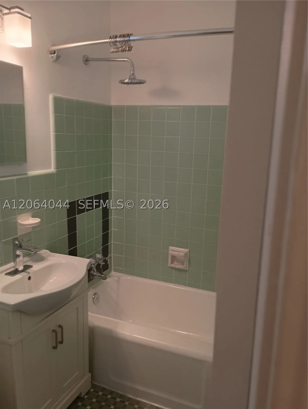 1+1 Daire — 545 74 #8, Miami Beach, FL 33142