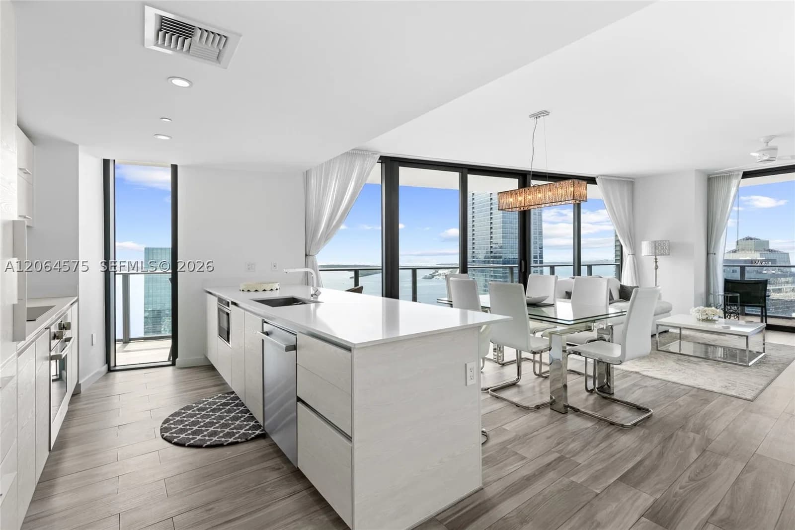 3+1 Condo — 1300 Miami Ave #4505, Miami, FL 33130