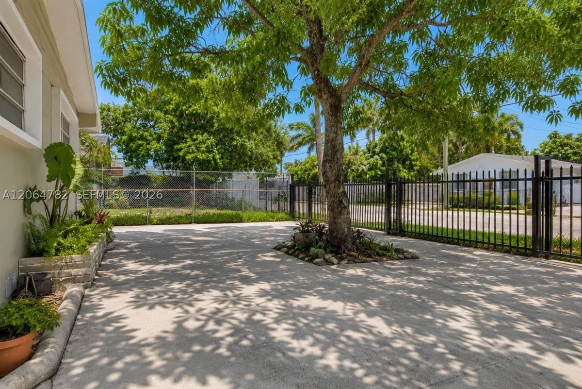 2-bedroom Property — 355 55th Ter #1, Miami, FL 33137