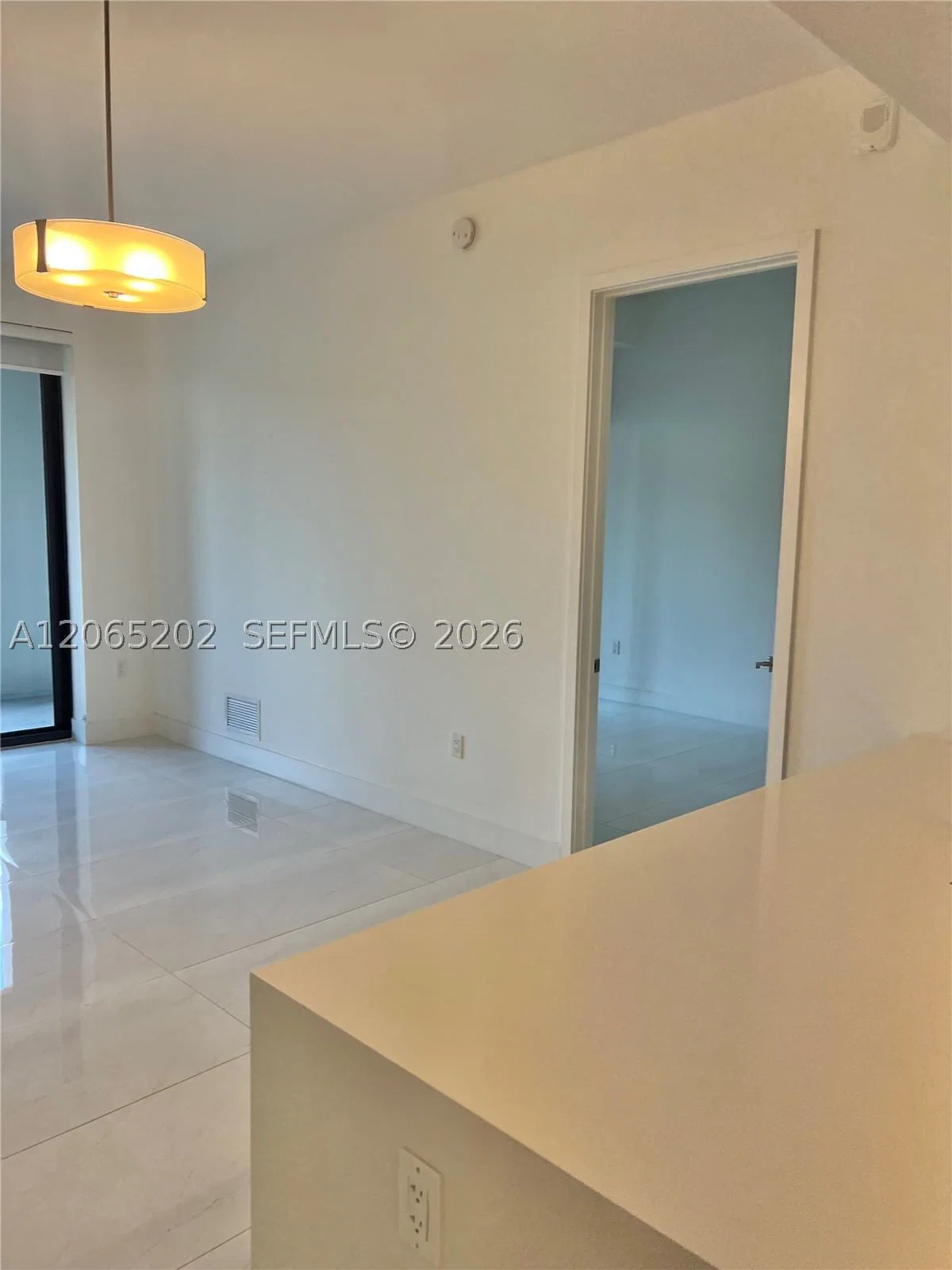 2-bedroom Condo — 301 Altara Ave #210, Coral Gables, FL 33146
