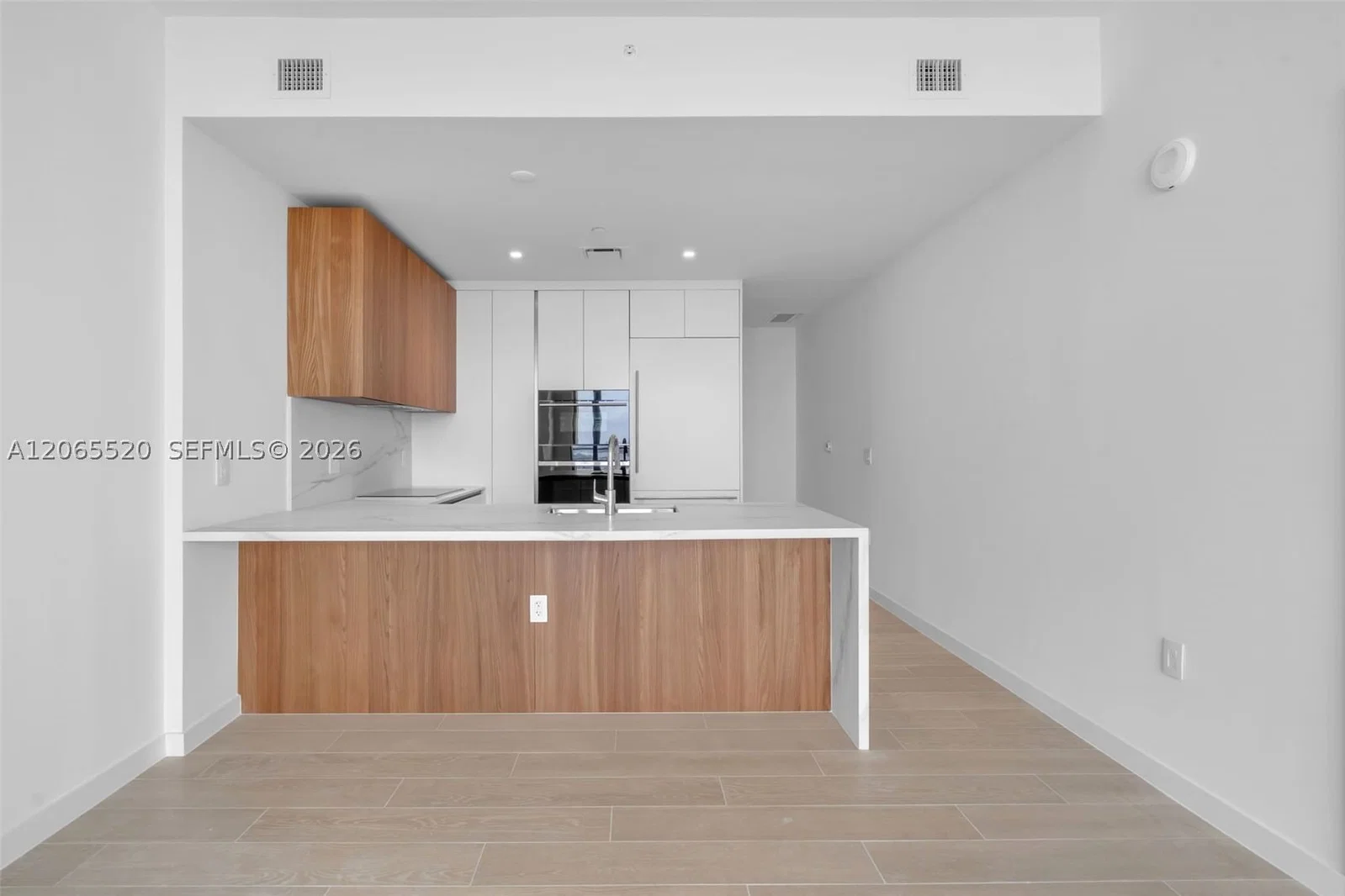 2-bedroom Condo — 1400 Biscayne Blvd #2905, Miami, FL 33132