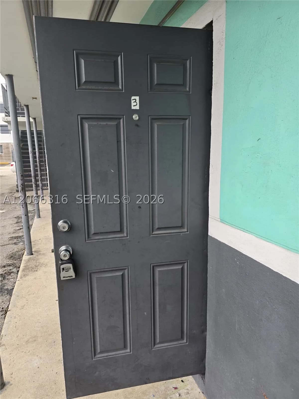 1+1 Mülk — 535 7th St #3, Miami, FL 33136
