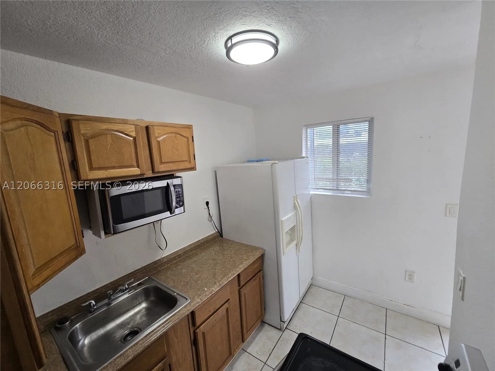 1+1 Mülk — 535 7th St #3, Miami, FL 33136