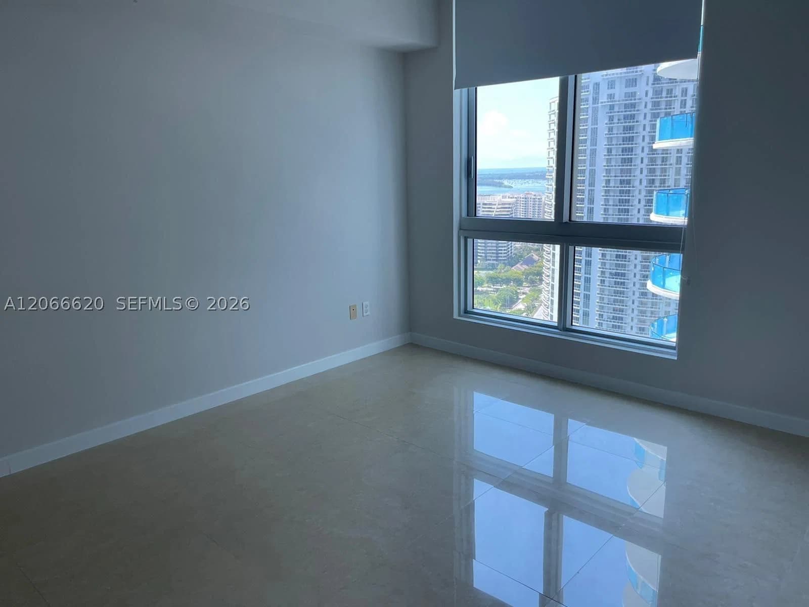 2-bedroom Condo — 300 Biscayne Blvd #T-2804, Miami, FL 33131