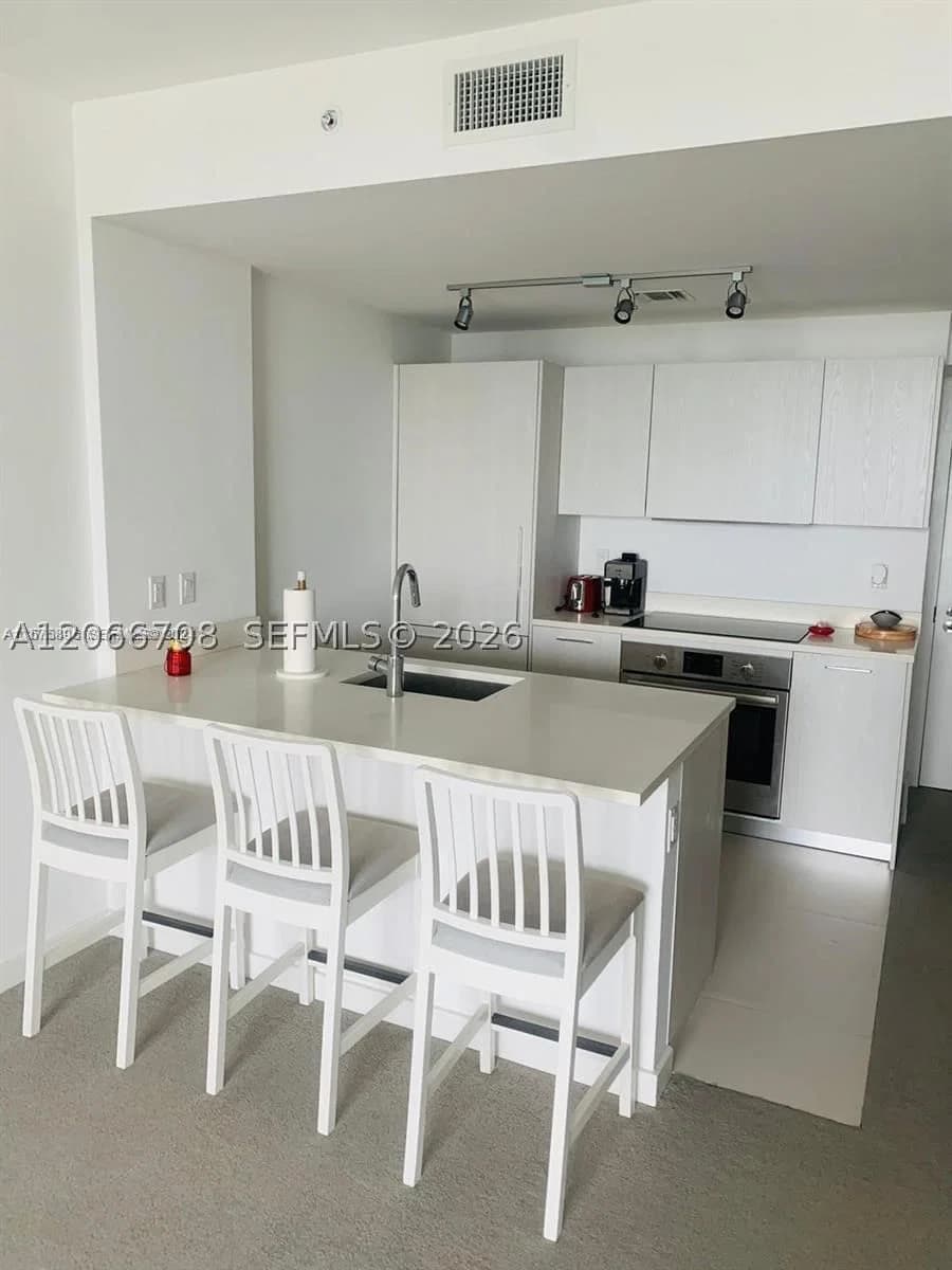 1+1 Condo — 501 31st St #804, Miami, FL 33137