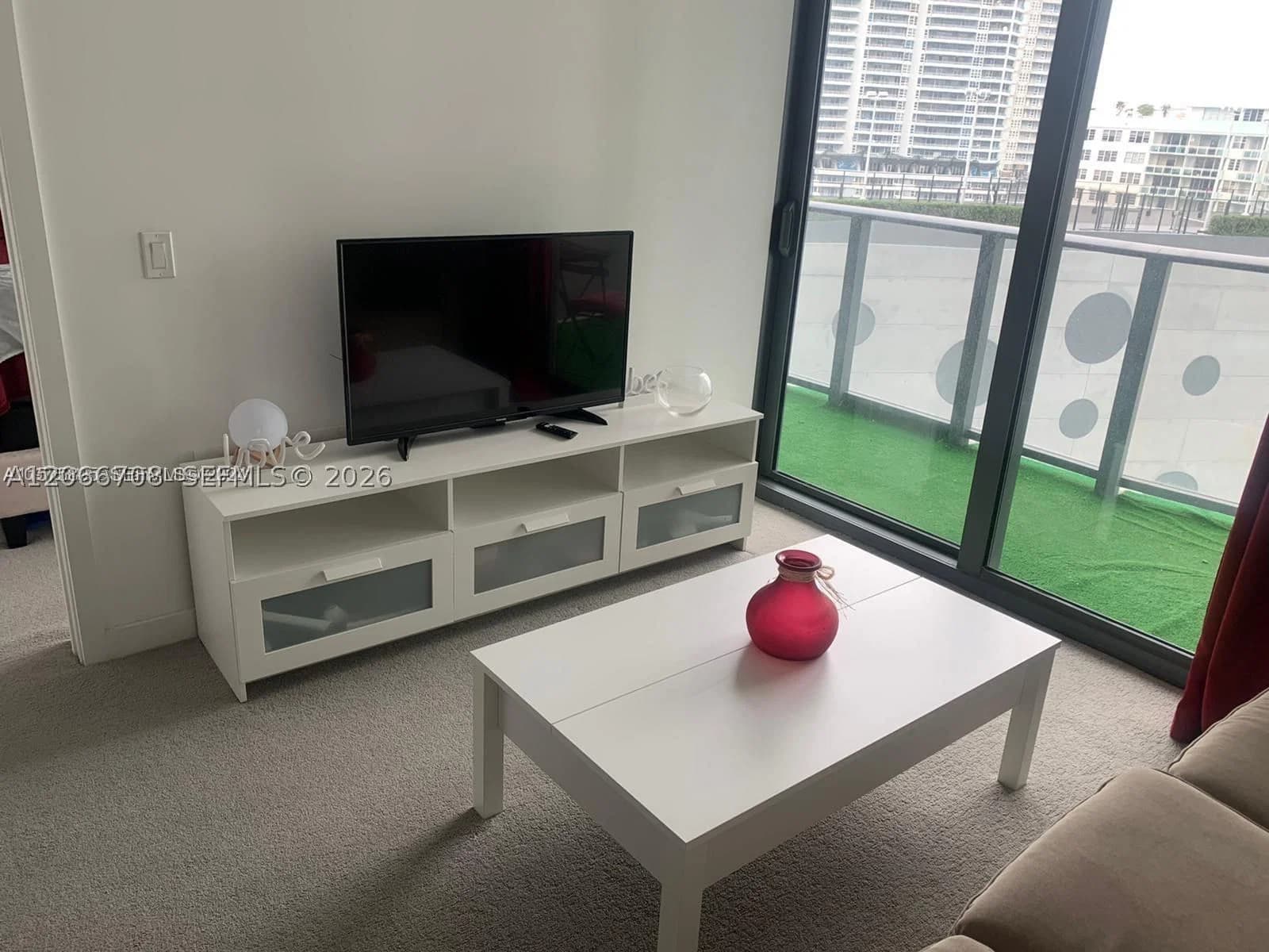 1+1 Condo — 501 31st St #804, Miami, FL 33137