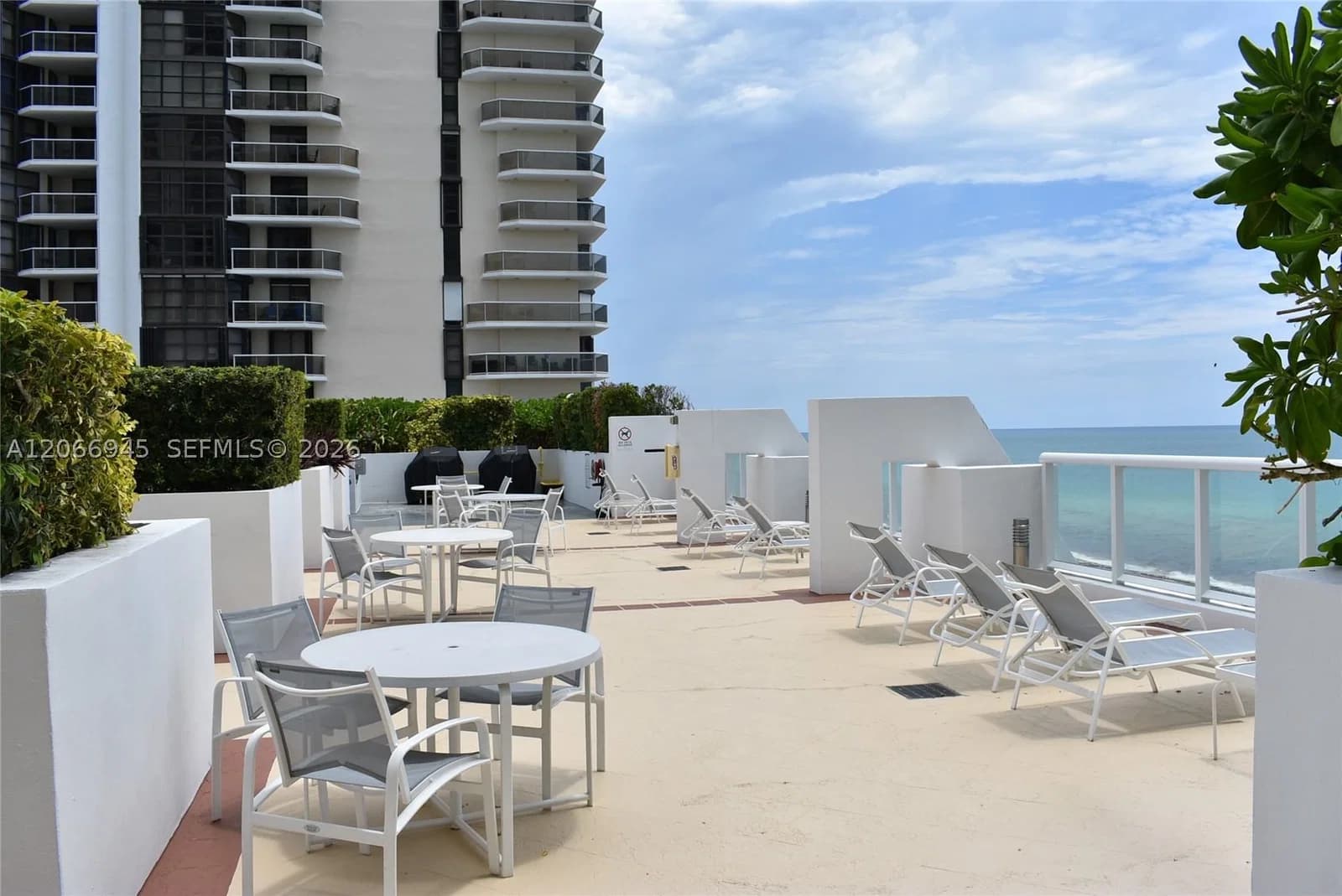 2-bedroom Condo — 6365 Collins Ave #3804, Miami Beach, FL 33141