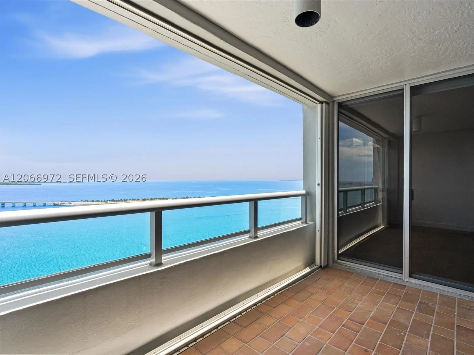 2-bedroom Condo — 1541 Brickell Ave #B3804, Miami, FL 33129