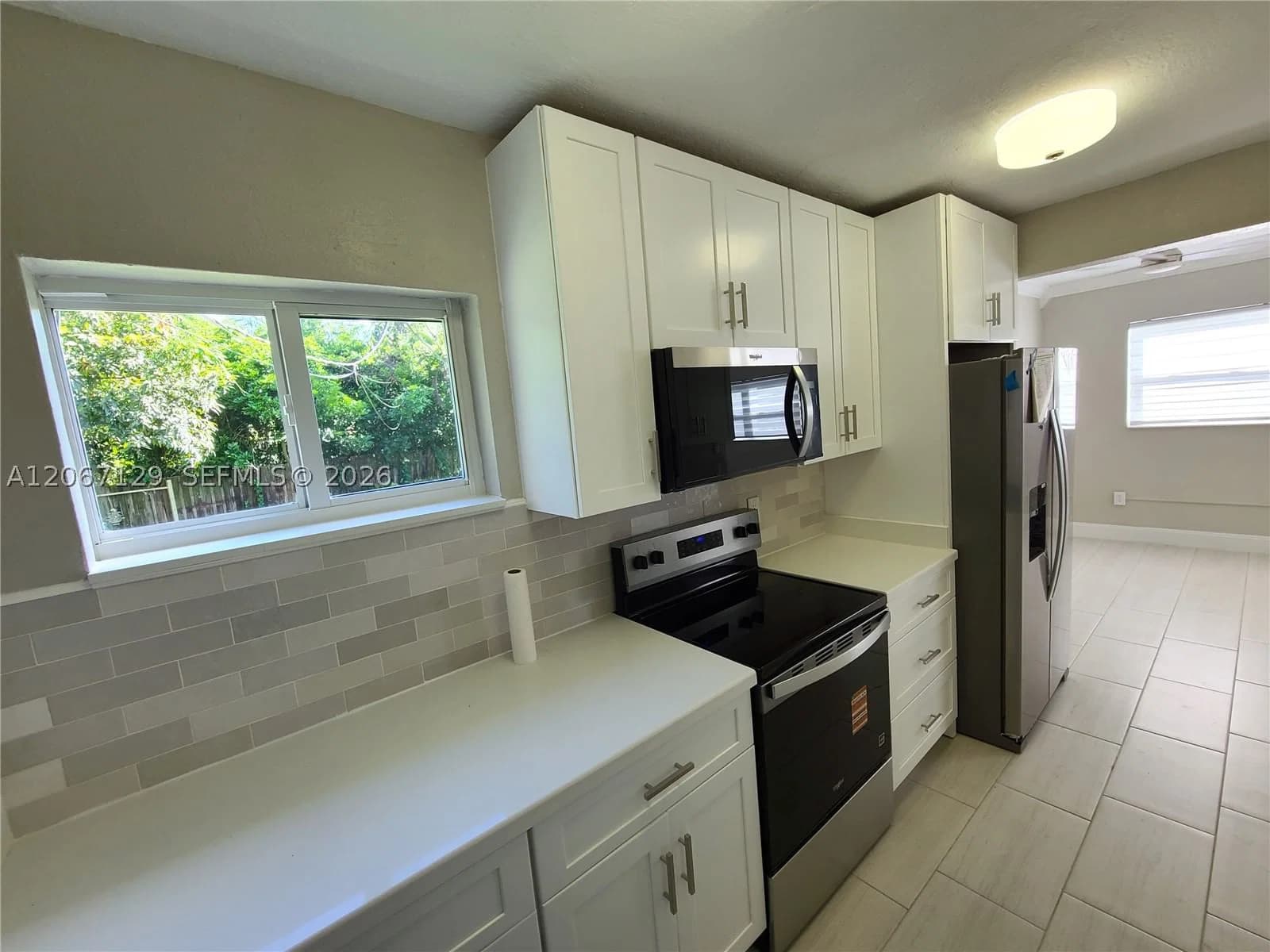 3-bedroom Single-Family Home — 1240 207th Ter, Miami, FL 33179