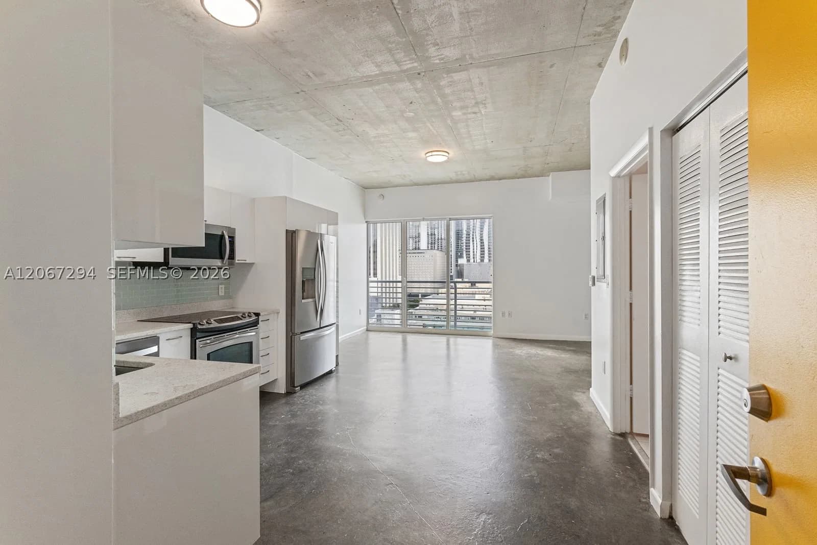 1+1 Condo — Miami, FL 33132