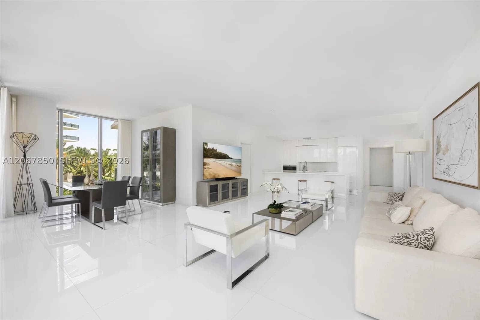 3-bedroom Condo — 801 Pointe Dr #301, Miami Beach, FL 33139