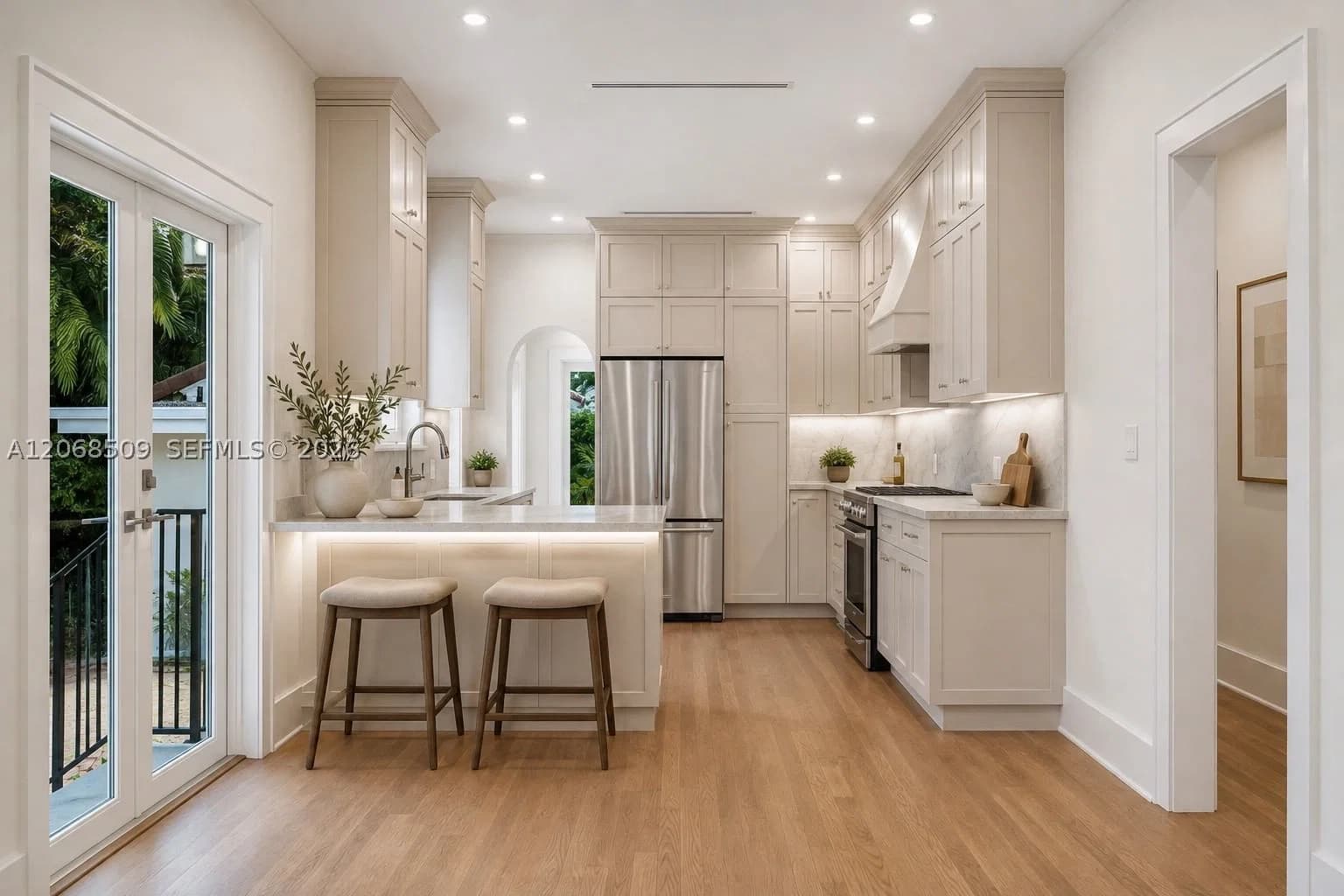 4-bedroom Single-Family Home — 829 Genoa St, Coral Gables, FL 33134