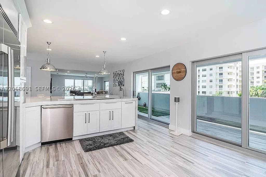 3+1 Condo — 1700 15th St #401, Fort Lauderdale, FL 33316