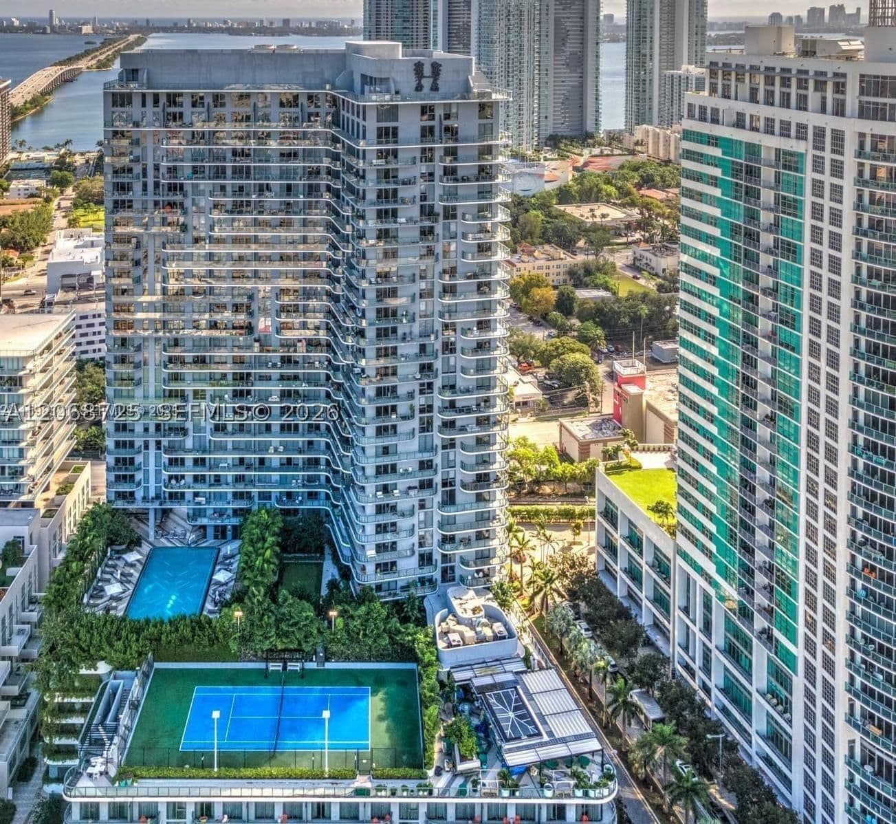 1+1 Condo — 121 34th St #915, Miami, FL 33137