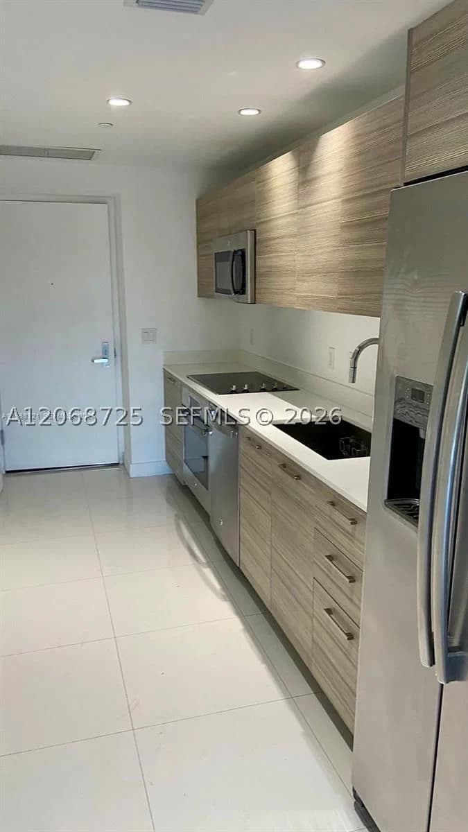 1+1 Condo — 121 34th St #915, Miami, FL 33137