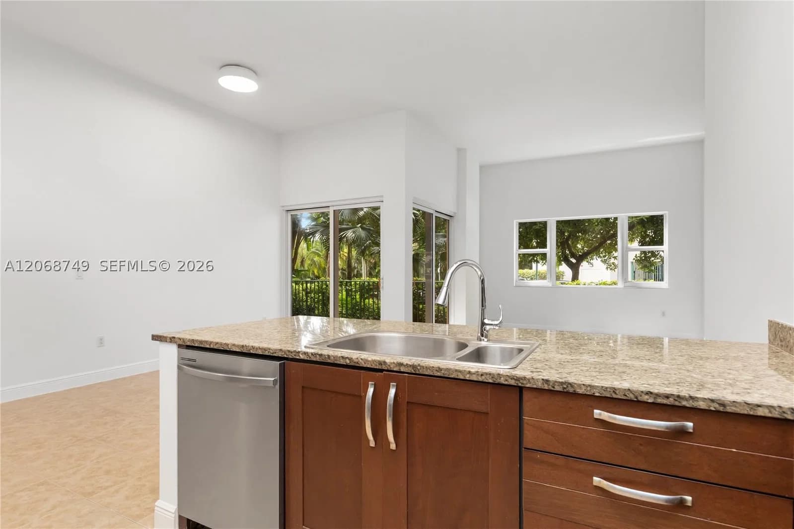 3+1 Condo — 19900 Country Club Dr #104, Aventura, FL 33180
