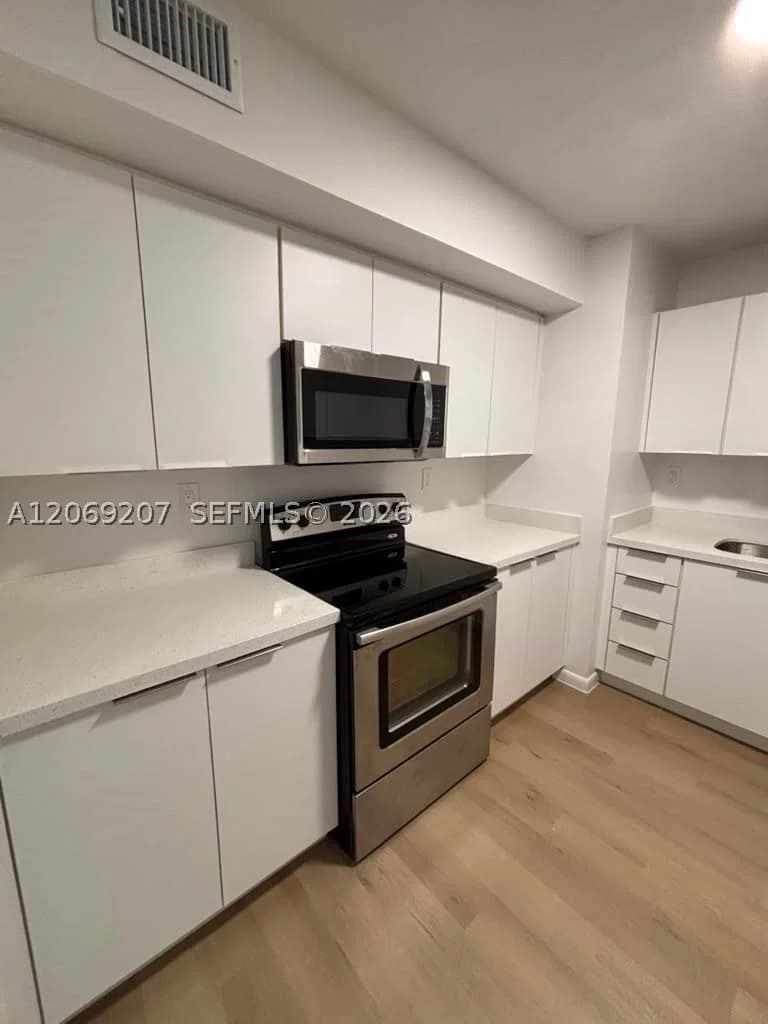 3+1 Daire — 11505 22nd Ave #102, Miami, FL 33167