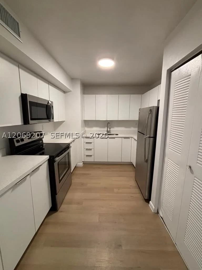 3+1 Daire — 11505 22nd Ave #102, Miami, FL 33167