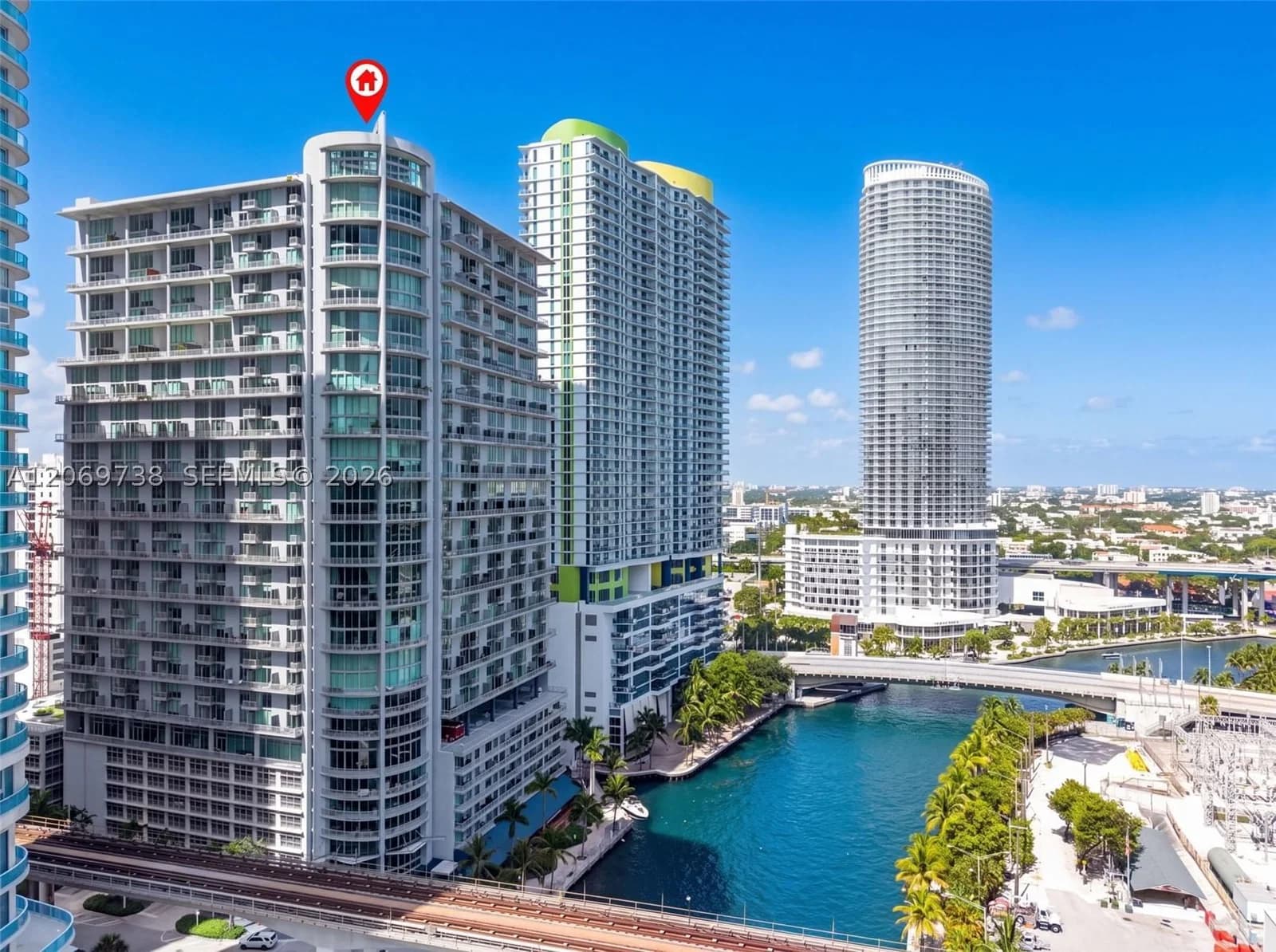 2+1 Condo — 690 1st Ct #2122, Miami, FL 33130