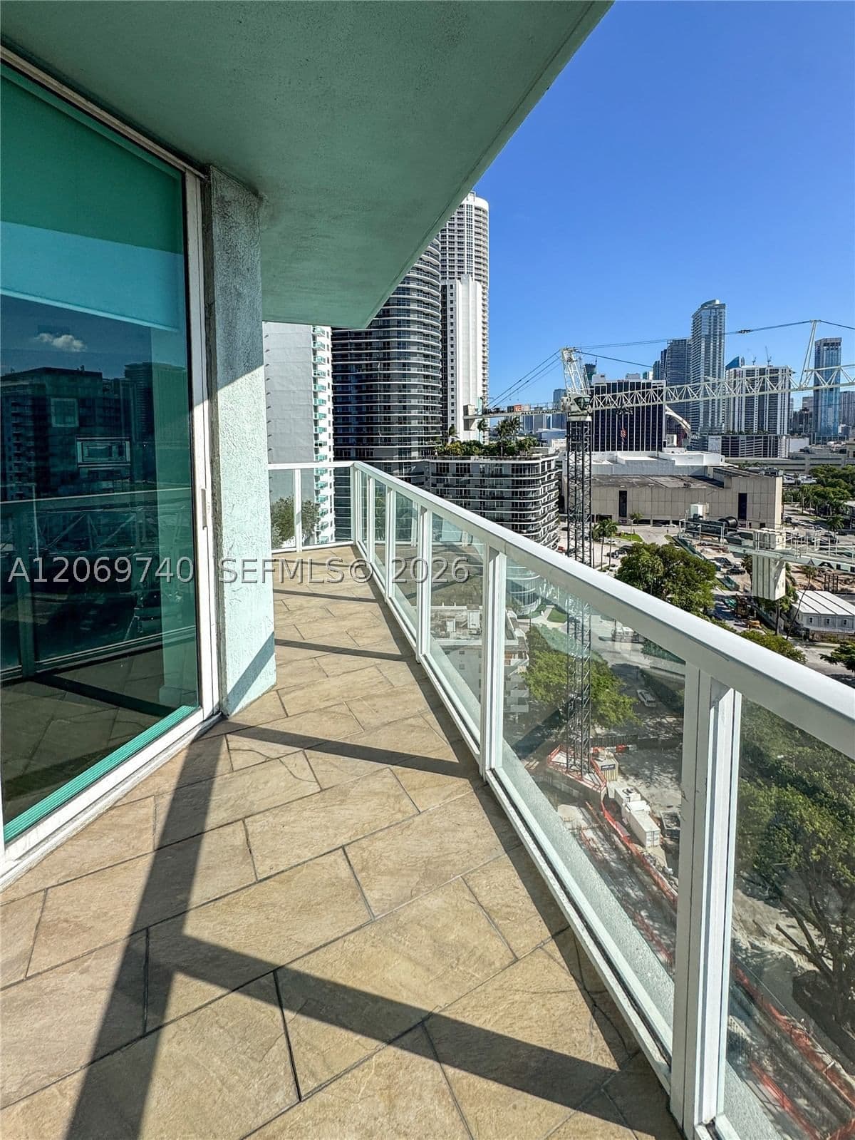 2+1 Condo — 1900 Bayshore Dr #1618, Miami, FL 33132