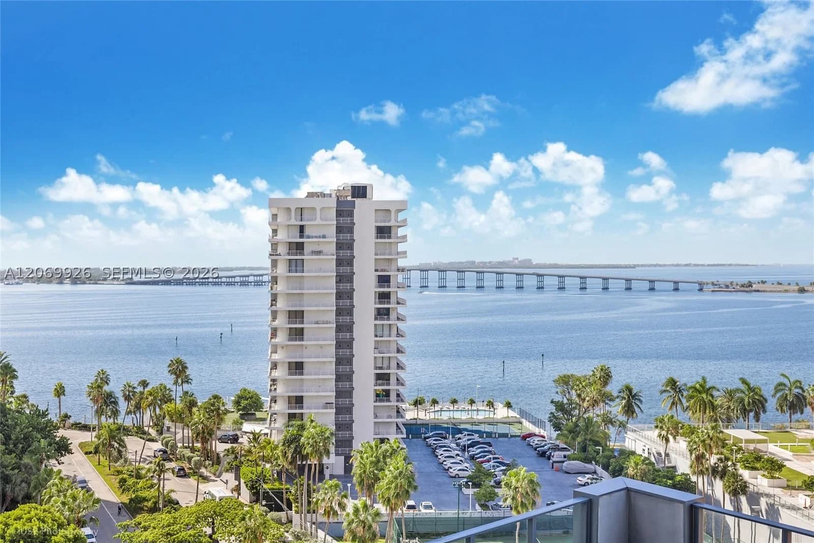 2+1 Condo — 1451 Brickell Ave #1003, Miami, FL 33131