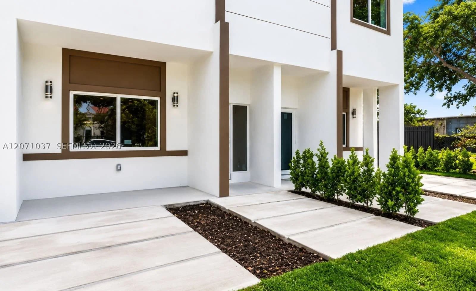 3+1 Townhouse — 5433 5th Ave #2, Miami, FL 33127