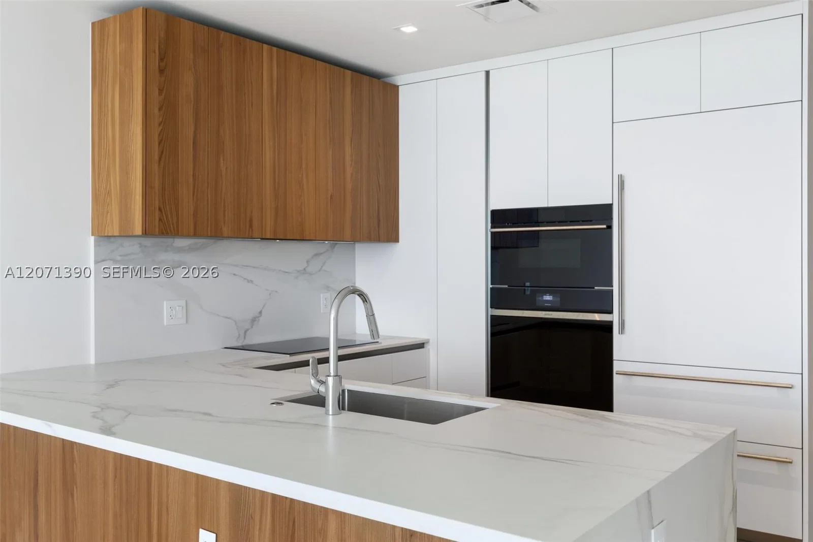 2-bedroom Condo — 1400 Biscayne Blvd #1905, Miami, FL 33132