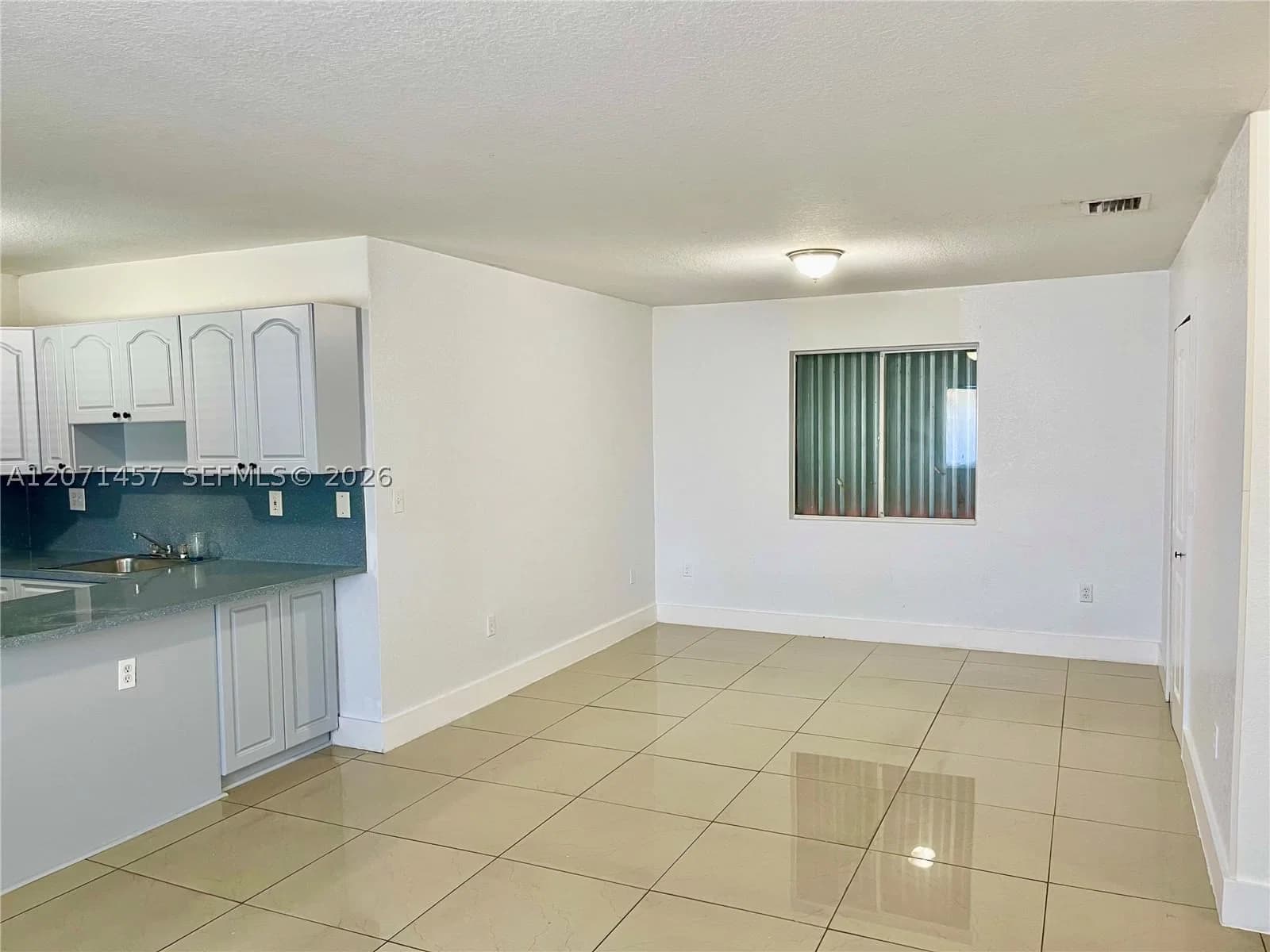 Dubleks — 5859 13th Ave, Miami, FL 33142
