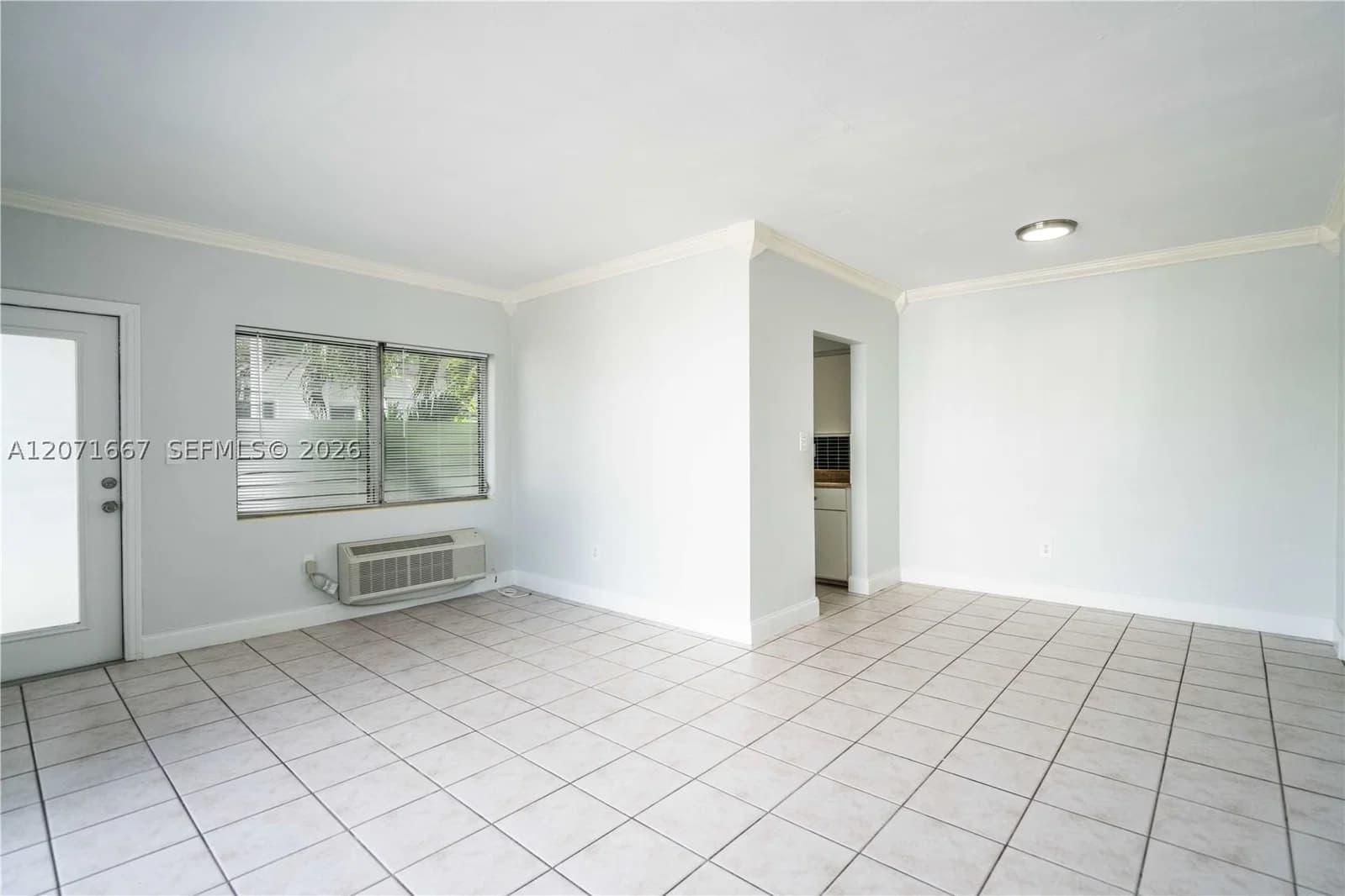 1-bedroom Apartment — 7640 Carlyle Ave #7A, Miami Beach, FL 33141