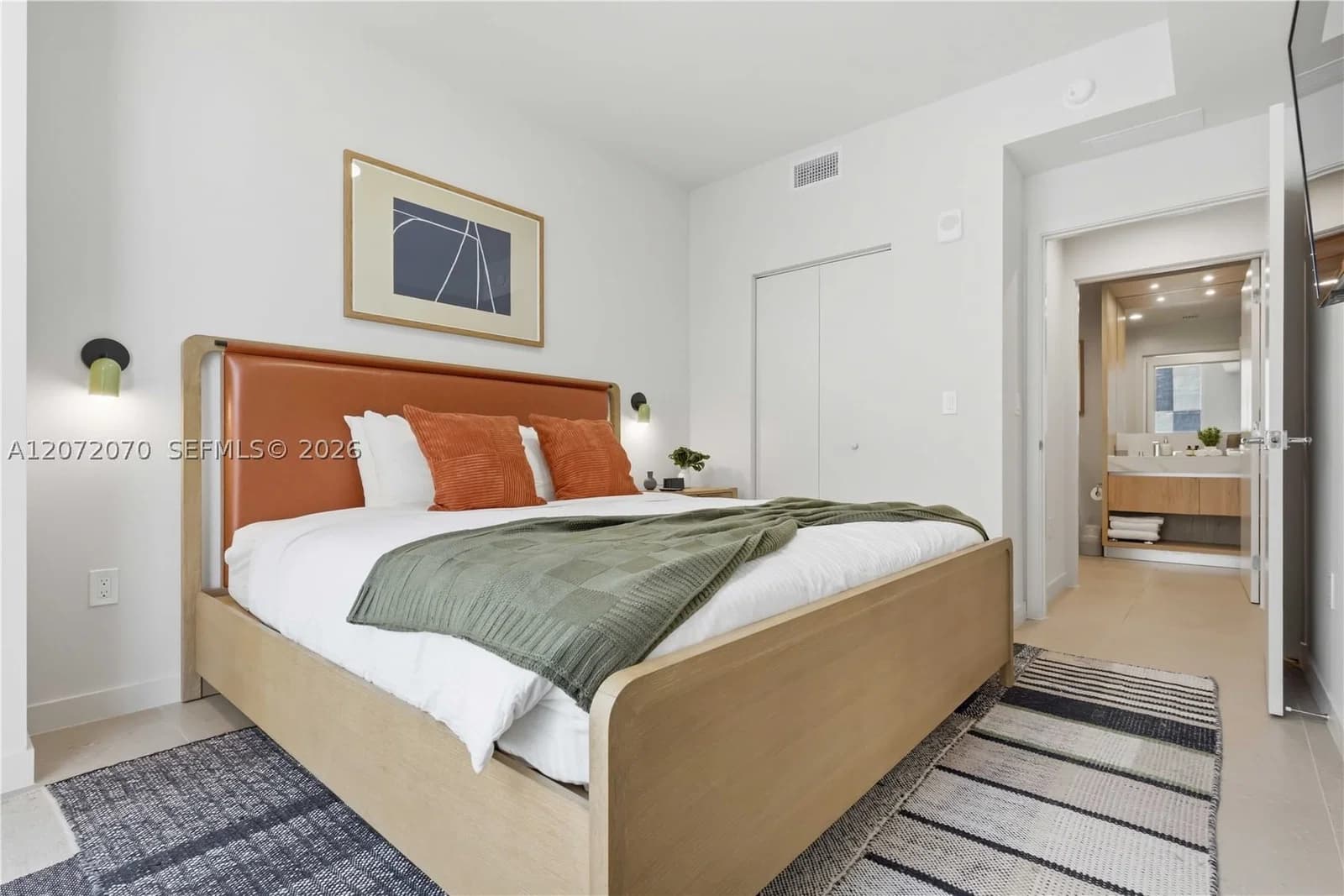 1-bedroom Condo — Miami, FL 33132