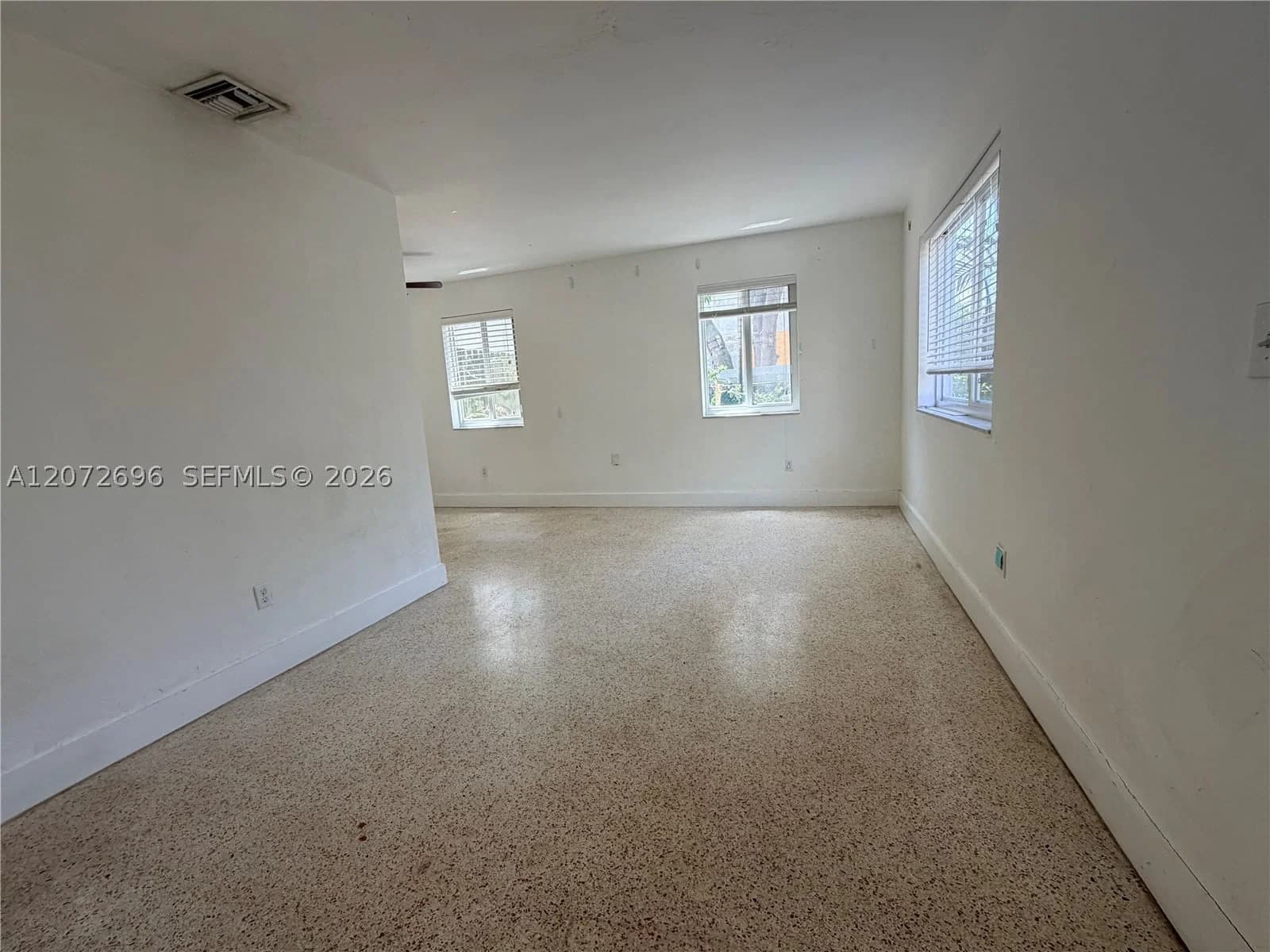 2-bedroom Property — 3068 Carter St #1, Miami, FL 33133