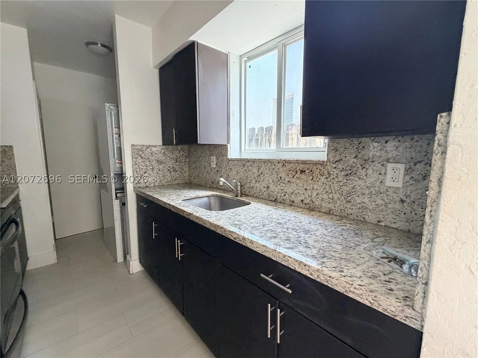 2-bedroom Property — 3068 Carter St #1, Miami, FL 33133