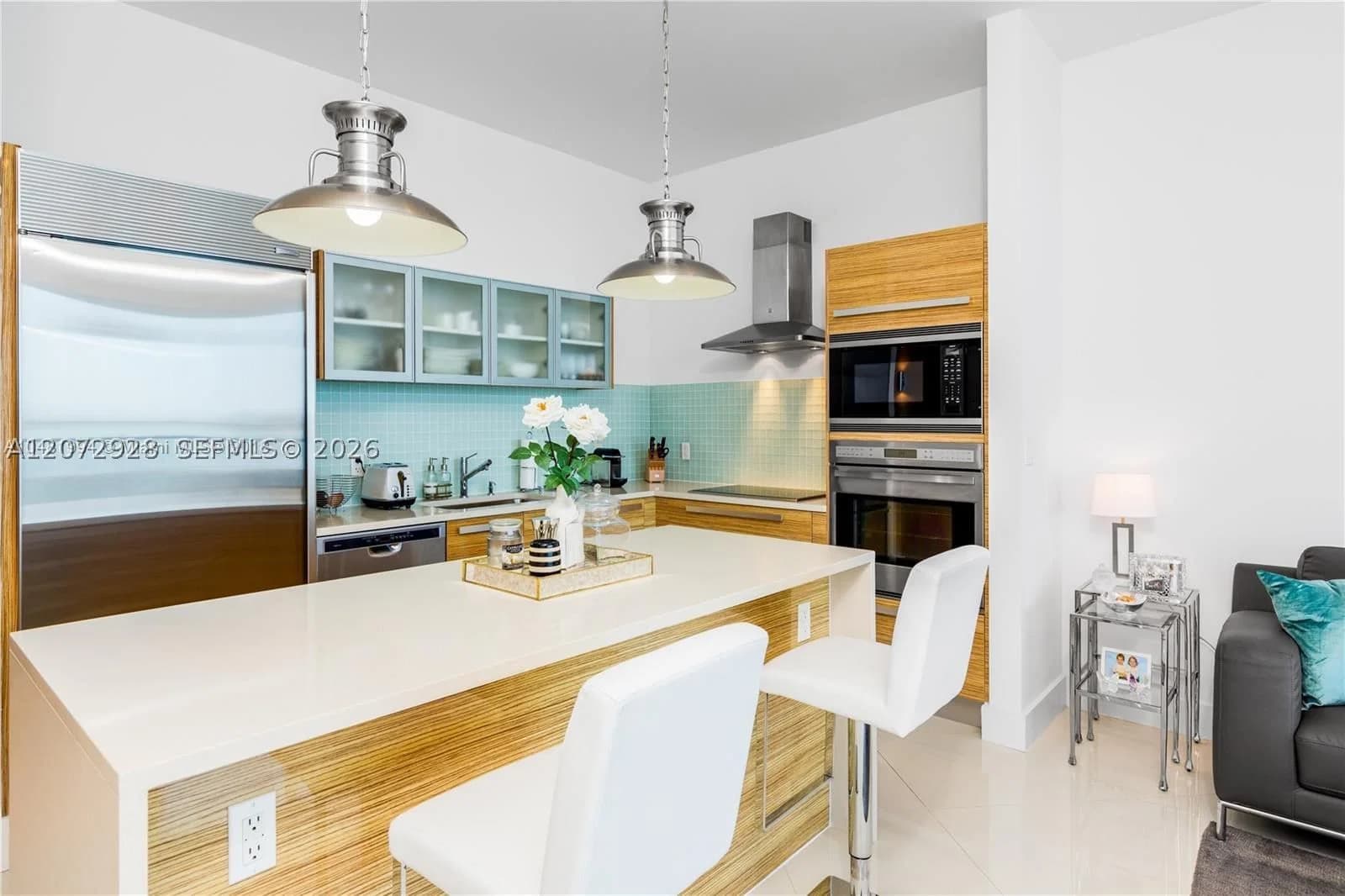 2-bedroom Condo — 2020 Bayshore Dr #1009, Miami, FL 33137
