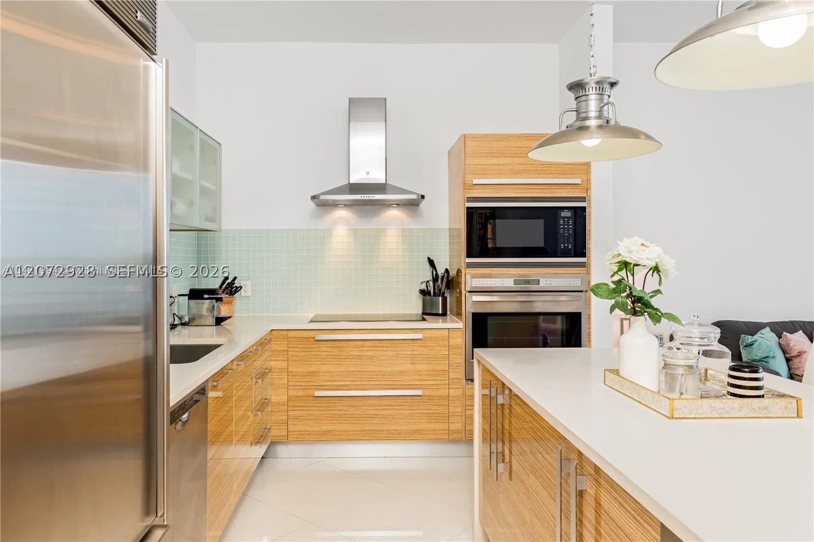 2-bedroom Condo — 2020 Bayshore Dr #1009, Miami, FL 33137