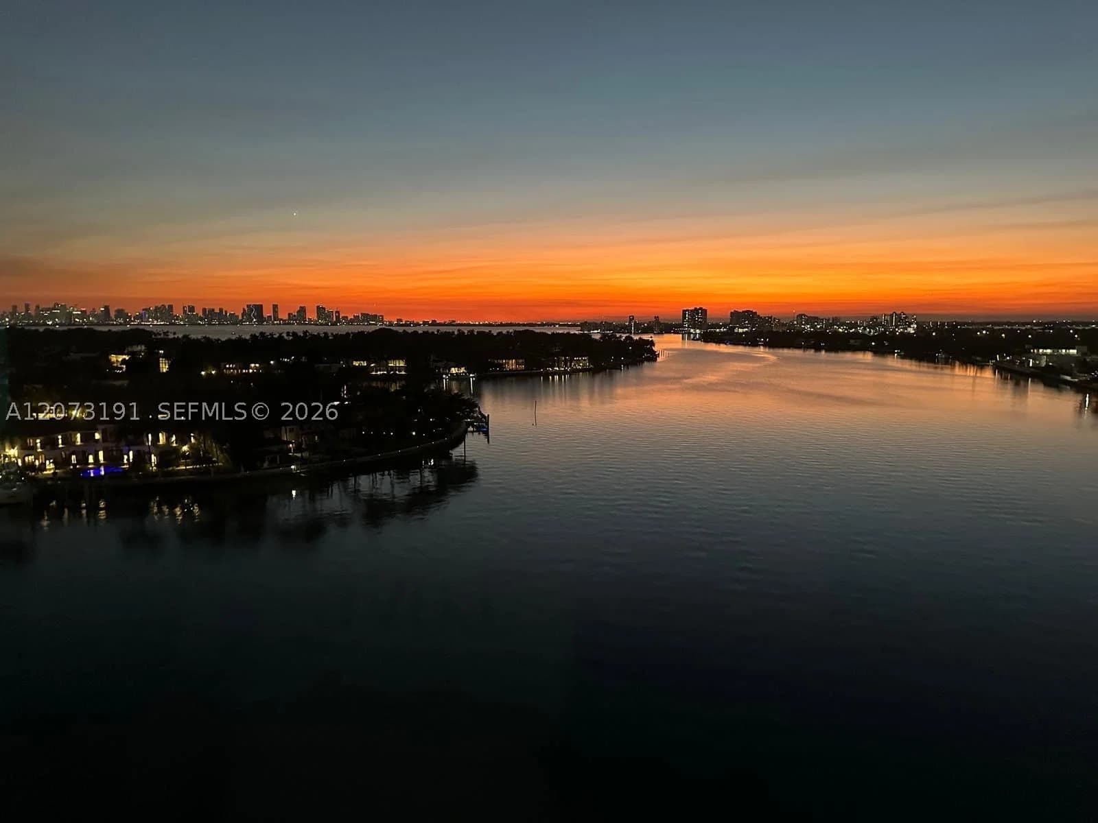 1-bedroom Condo — 6770 Indian Creek Dr #15F, Miami Beach, FL 33141