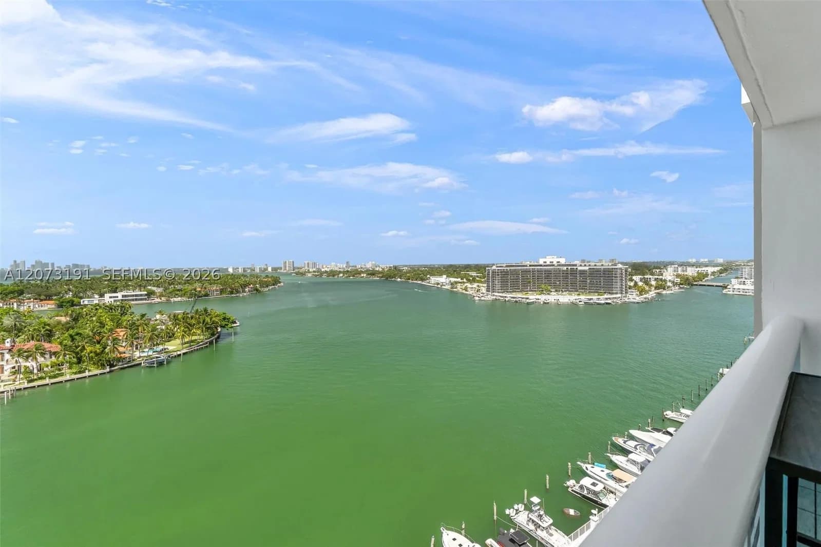 1-bedroom Condo — 6770 Indian Creek Dr #15F, Miami Beach, FL 33141