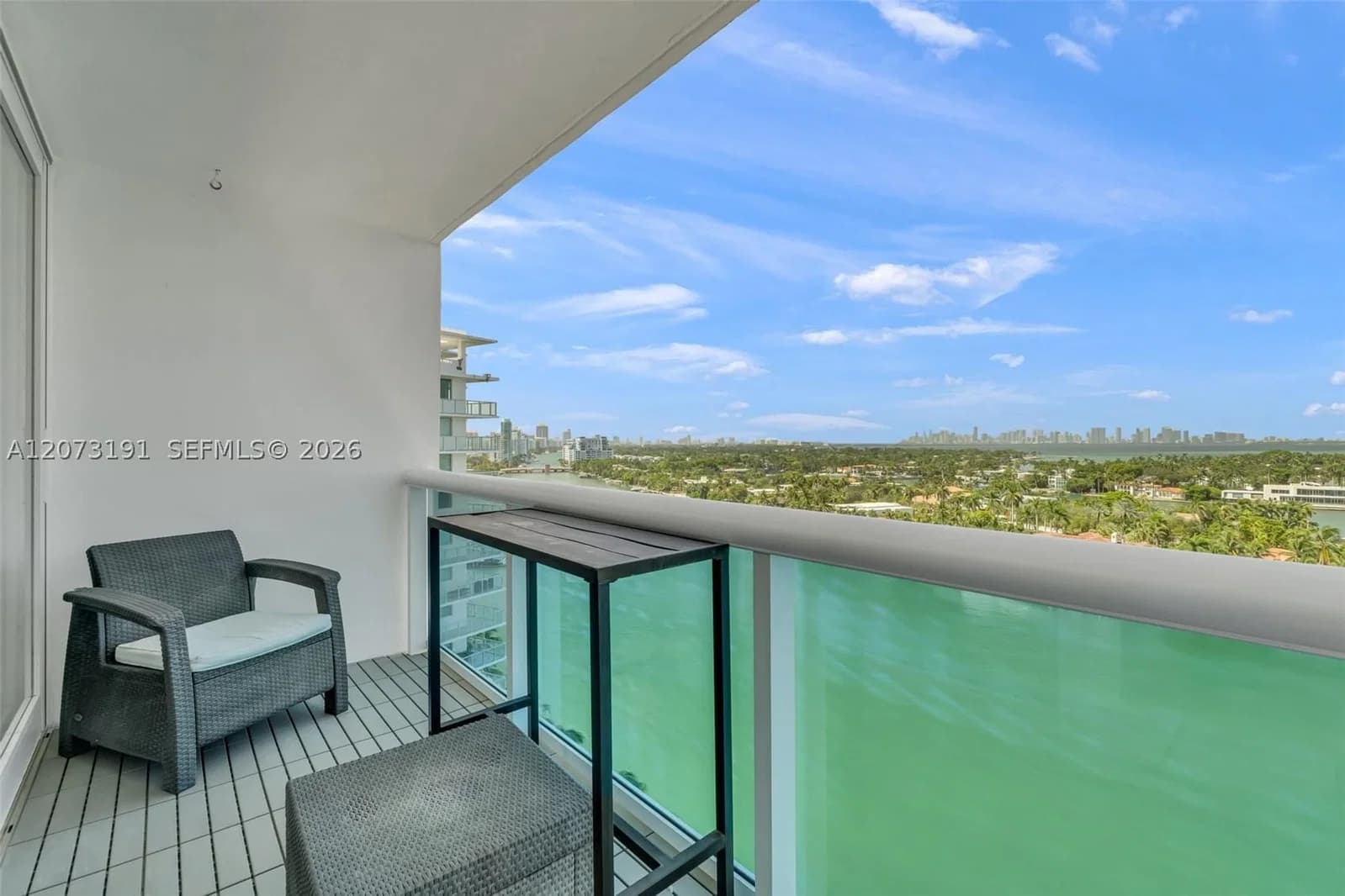 1-bedroom Condo — 6770 Indian Creek Dr #15F, Miami Beach, FL 33141