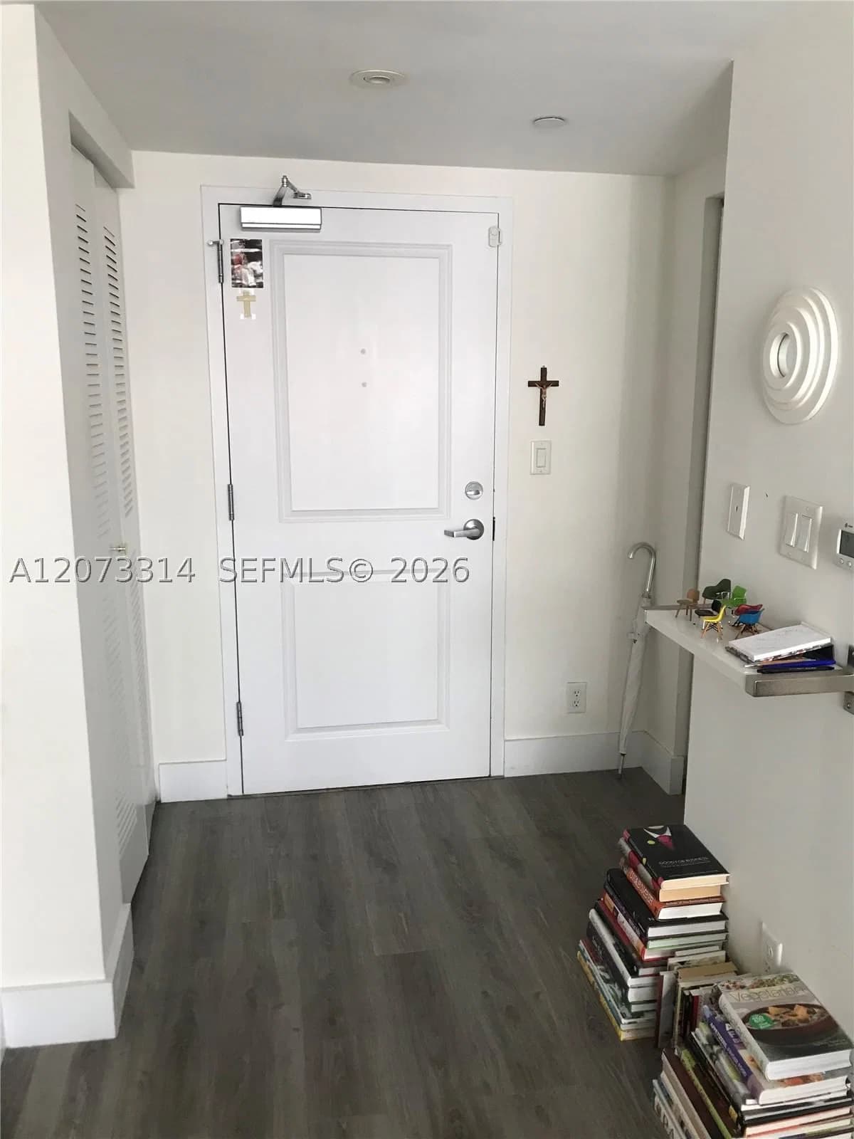 2+1 Condo — 111 Flagler St #701, Miami, FL 33131
