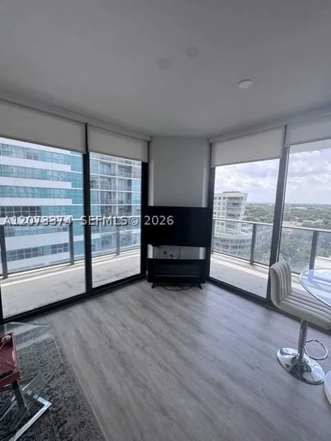 2-bedroom Condo — 121 34th St #1001, Miami, FL 33137
