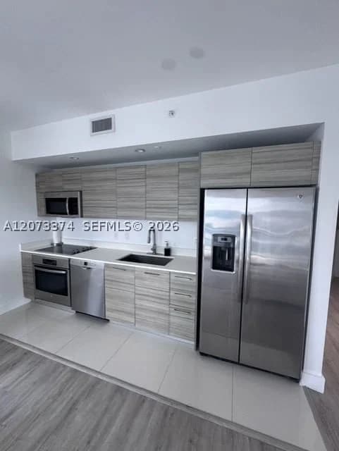 2-bedroom Condo — 121 34th St #1001, Miami, FL 33137