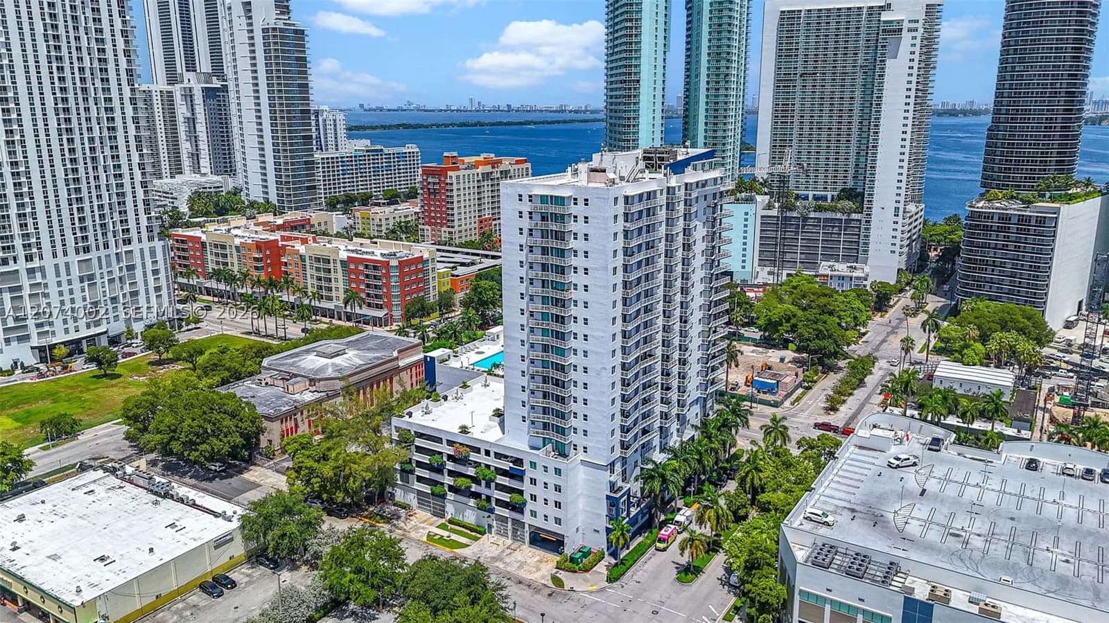 2-bedroom Condo — 275 18th St #1803, Miami, FL 33132