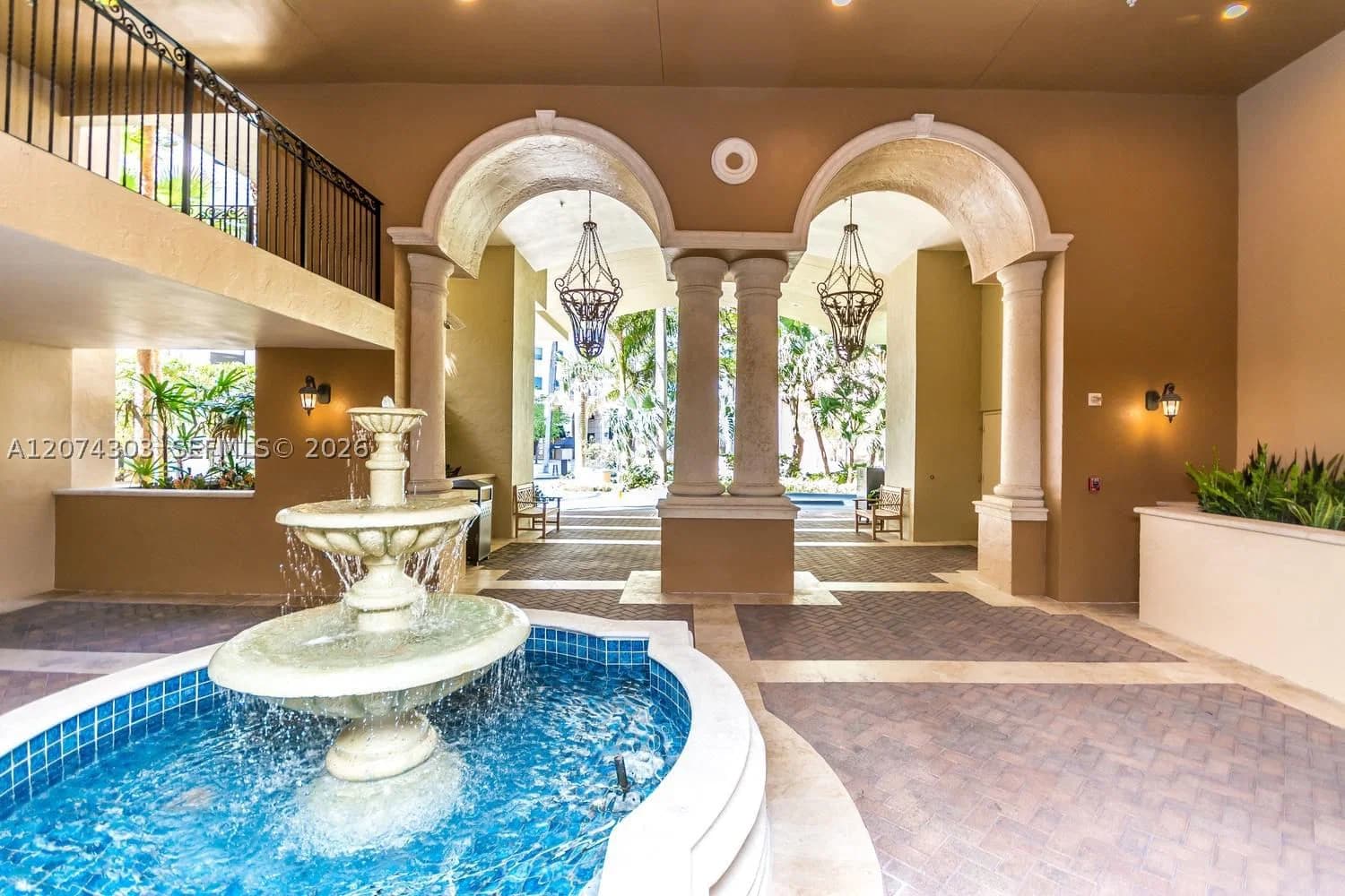 2+1 Condo — 888 Douglas Rd #1108, Coral Gables, FL 33134